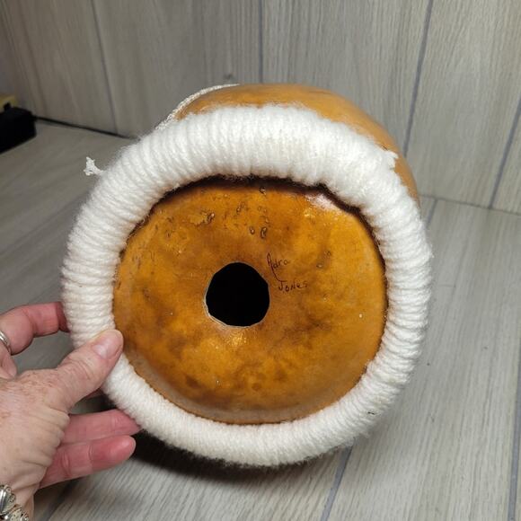 Vintage Handcrafted & Painted Butterfly Angel Large Gord Light Shelf Sitter - Picture 9 of 11